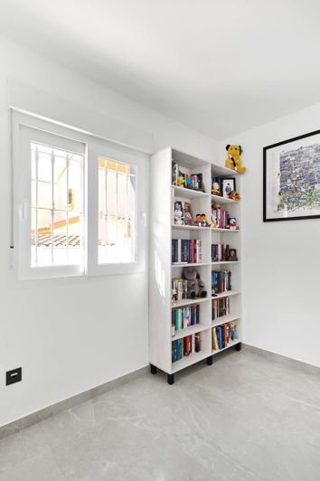 Image No.15-3 Bed Villa for sale