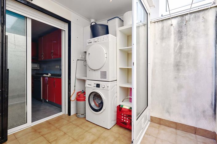 Image No.22-4 Bed Semi-Detached for sale