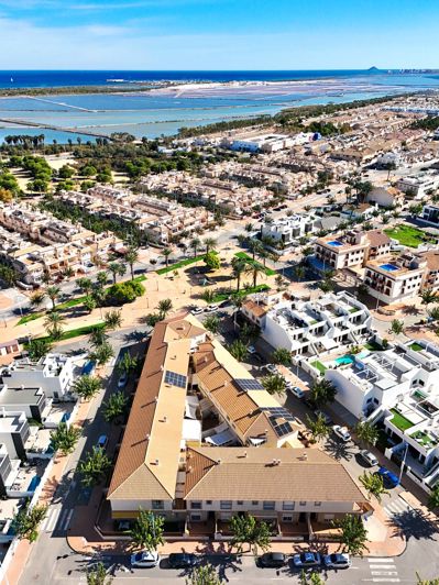 Image No.49-4 Bed Semi-Detached for sale