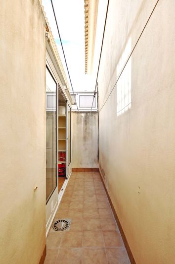 Image No.23-4 Bed Semi-Detached for sale