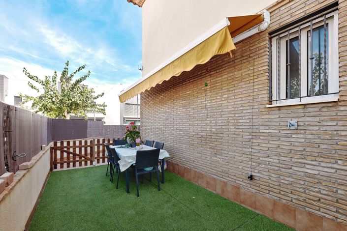 Image No.8-4 Bed Semi-Detached for sale