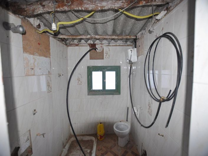 Image No.6-1 Bed Property for sale