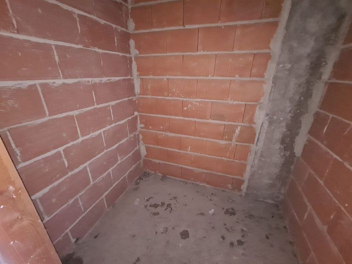 Image No.13-4 Bed Townhouse for sale