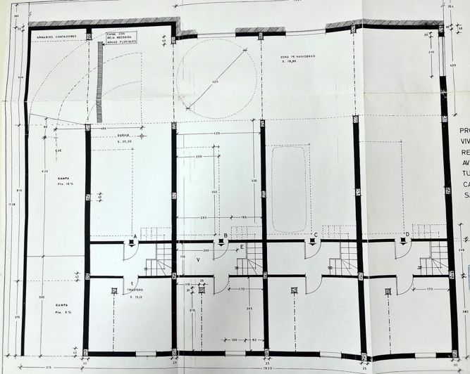 Image No.27-4 Bed Townhouse for sale