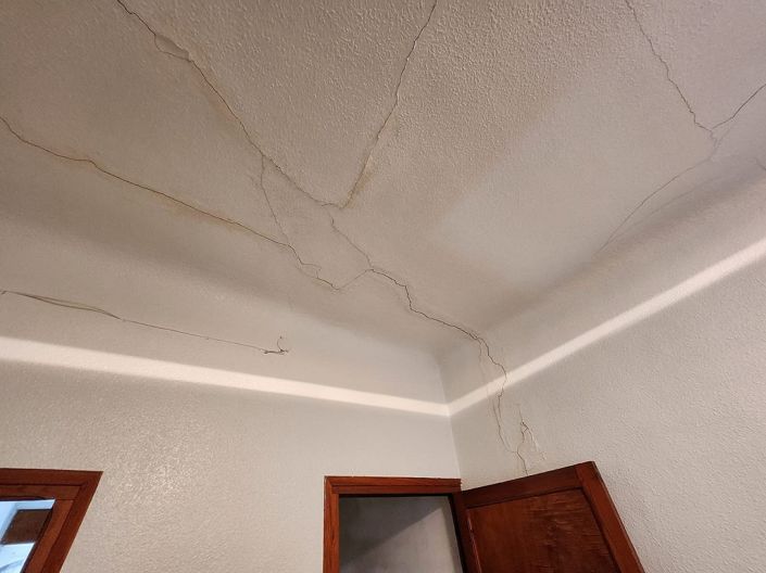 Image No.16-5 Bed Townhouse for sale