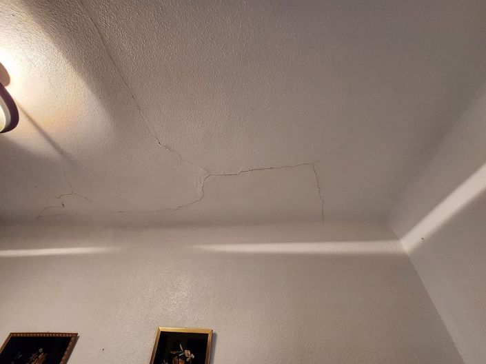 Image No.17-5 Bed Townhouse for sale