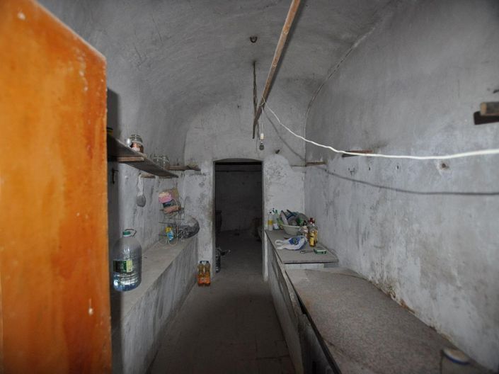 Image No.18-5 Bed House for sale