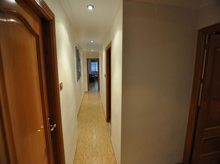 Image No.20-3 Bed Commercial for sale