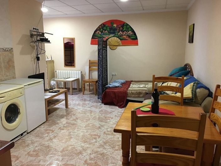 Image No.36-12 Bed Commercial for sale