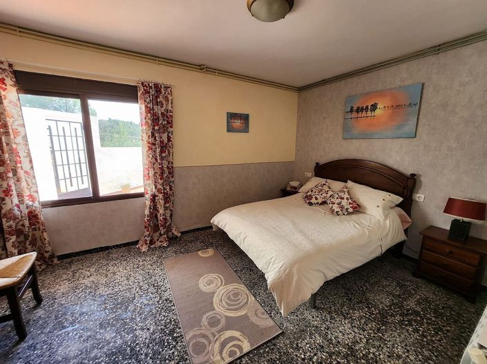 Image No.27-10 Bed Country House for sale