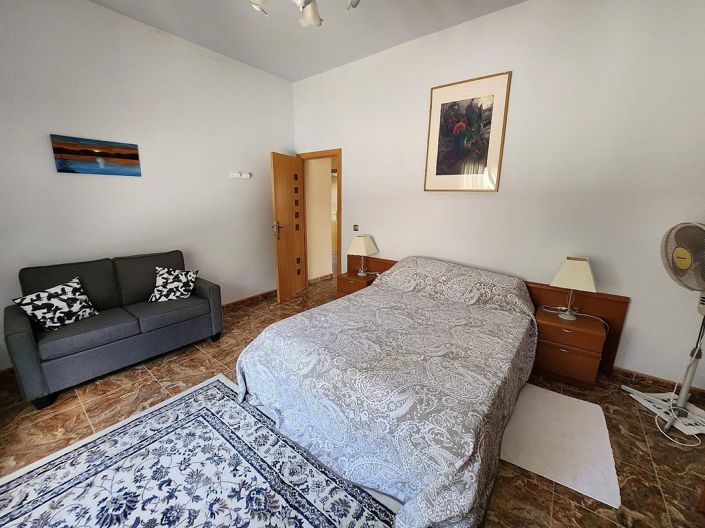 Image No.28-10 Bed Country House for sale