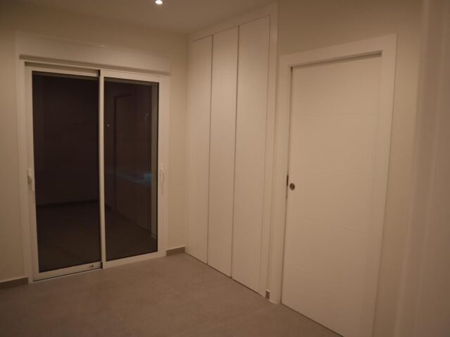 Image No.13-3 Bed Villa for sale