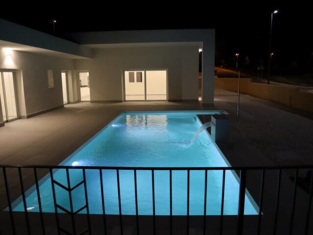 Image No.2-3 Bed Villa for sale