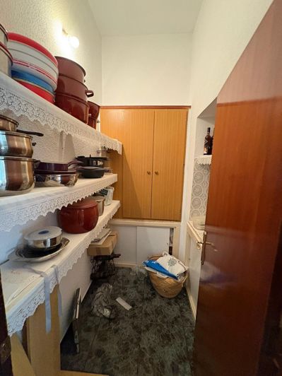 Image No.17-5 Bed Townhouse for sale