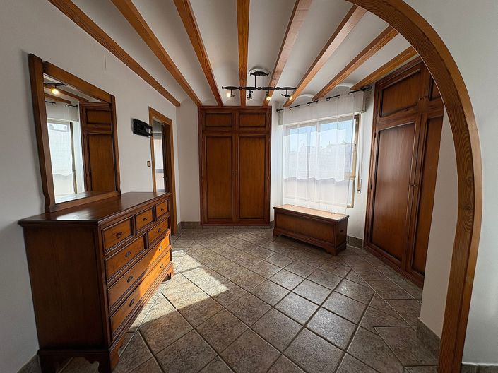 Image No.23-2 Bed Apartment for sale