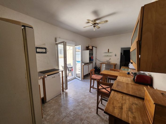 Image No.36-6 Bed House for sale