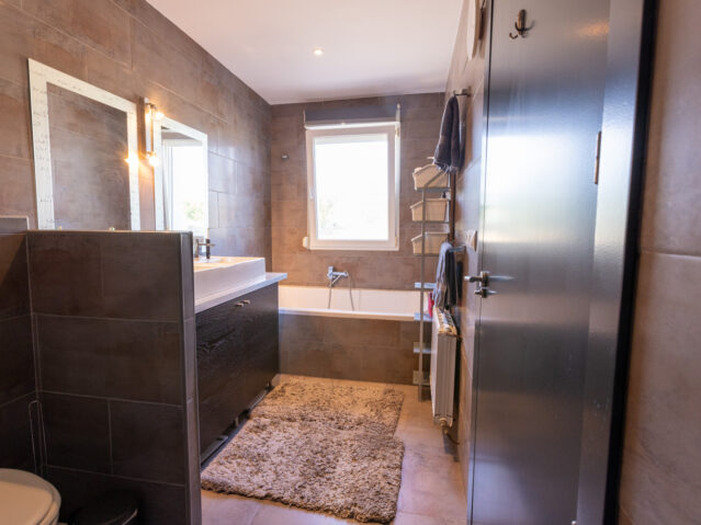 Image No.18-5 Bed Villa for sale