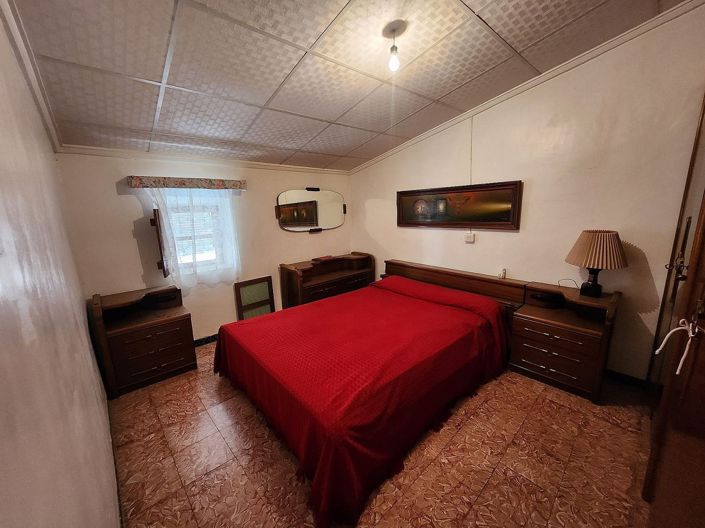 Image No.15-5 Bed Townhouse for sale