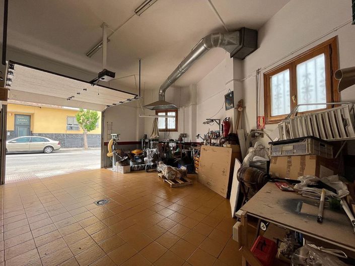 Image No.31-4 Bed Townhouse for sale