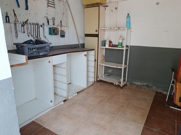 Image No.18-3 Bed Country House for sale