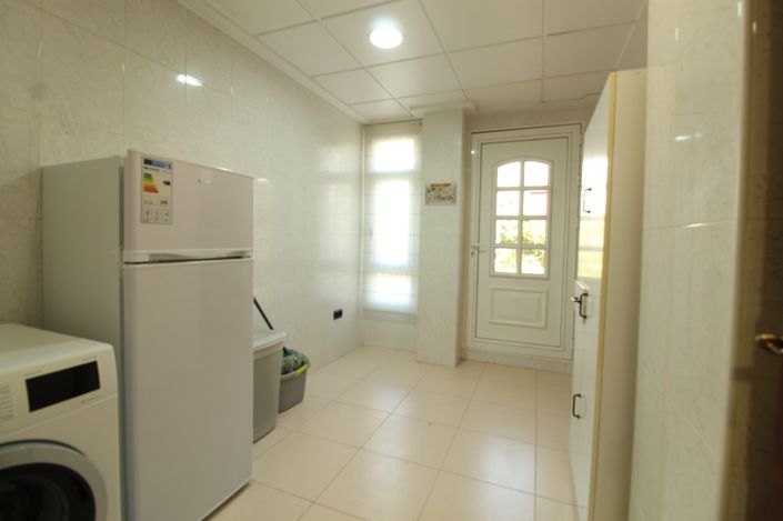 Image No.17-4 Bed Villa for sale