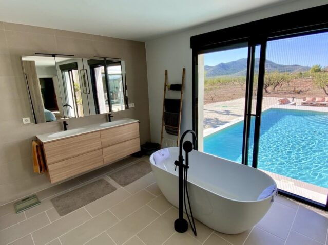 Image No.16-3 Bed Villa for sale