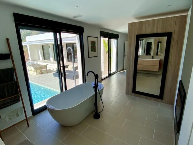 Image No.17-3 Bed Villa for sale