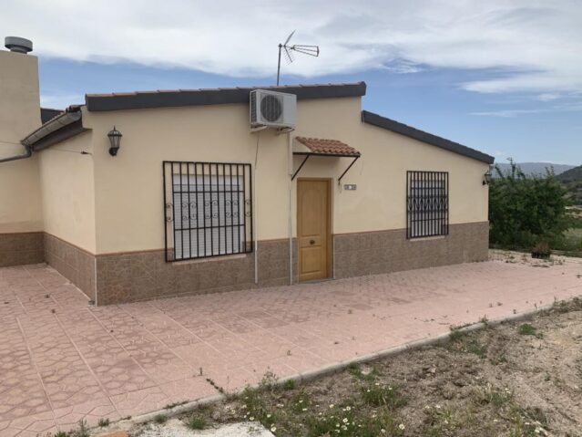 Image No.10-4 Bed Villa for sale