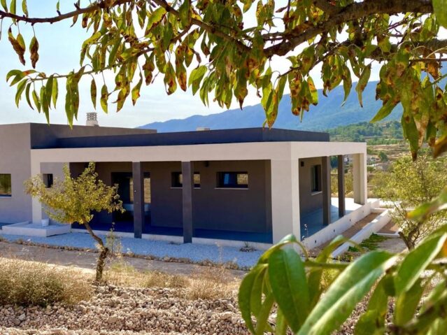 Image No.2-3 Bed Villa for sale