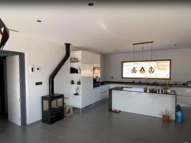 Image No.5-3 Bed Villa for sale