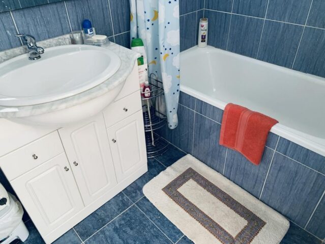 Image No.15-3 Bed Townhouse for sale