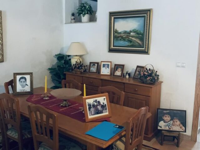 Image No.8-3 Bed Townhouse for sale