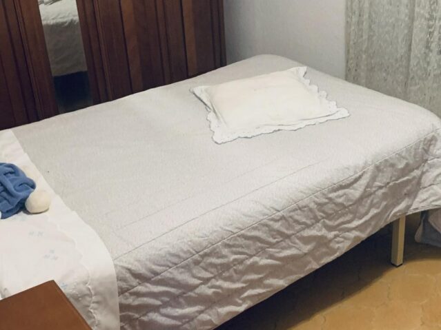 Image No.19-9 Bed Villa for sale