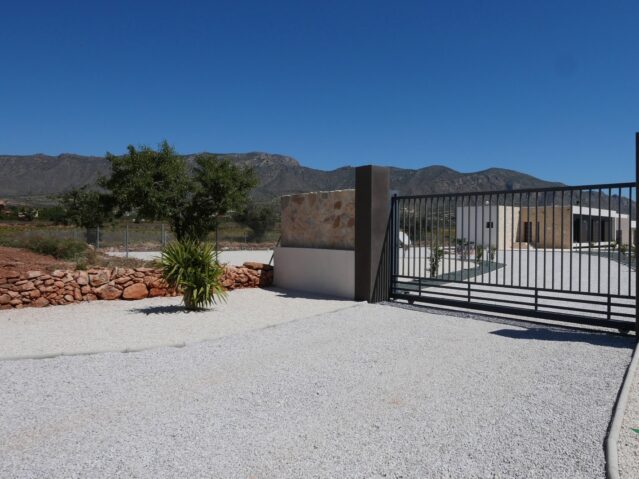 Image No.4-3 Bed Villa for sale