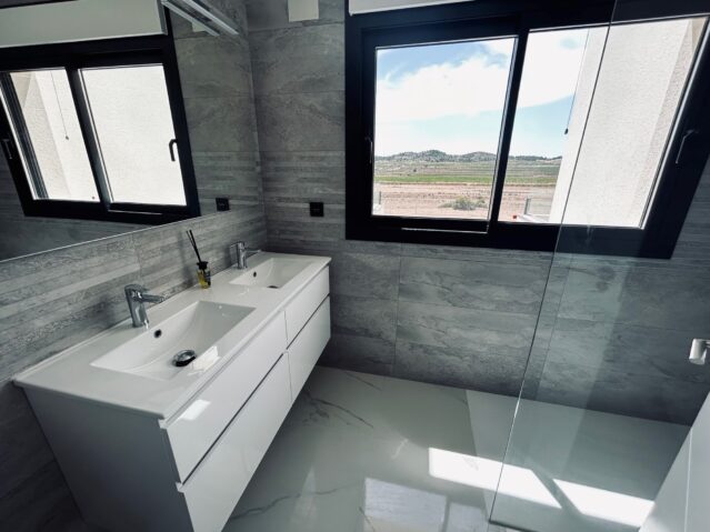 Image No.4-3 Bed Villa for sale