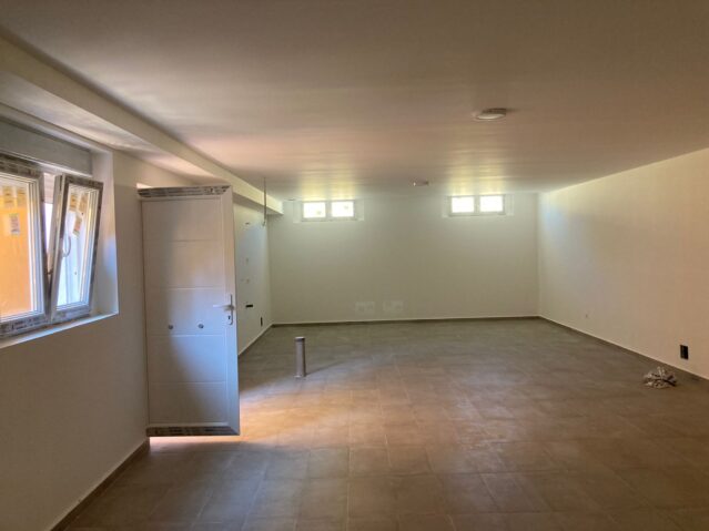 Image No.8-2 Bed Villa for sale