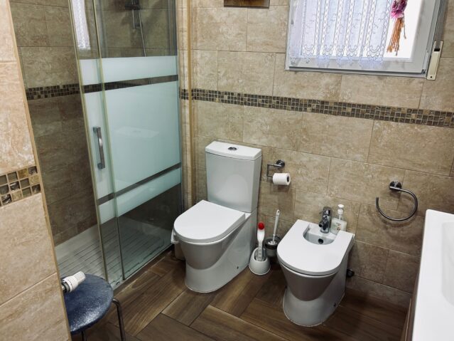 Image No.16-5 Bed Villa for sale