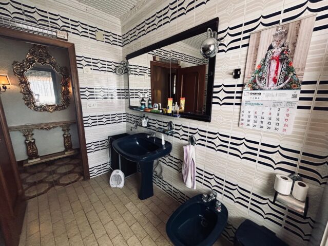 Image No.16-3 Bed Villa for sale