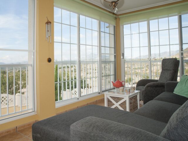 Image No.20-6 Bed Villa for sale