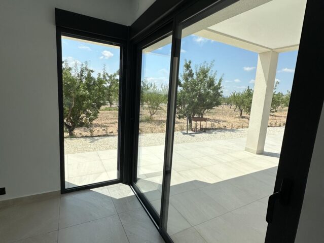 Image No.11-3 Bed Villa for sale