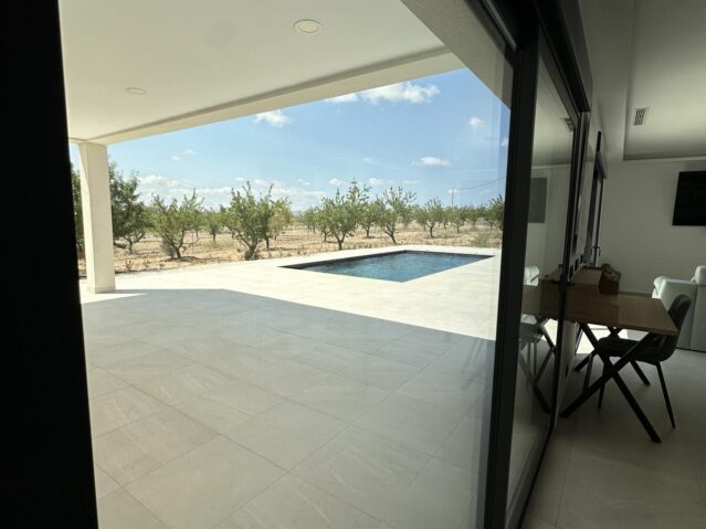 Image No.5-3 Bed Villa for sale