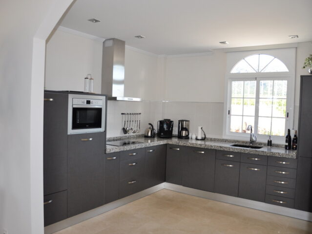 Image No.4-4 Bed Villa for sale