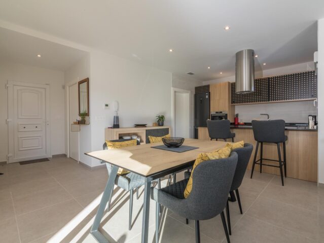 Image No.5-3 Bed Villa for sale