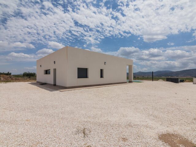 Image No.11-3 Bed Villa for sale