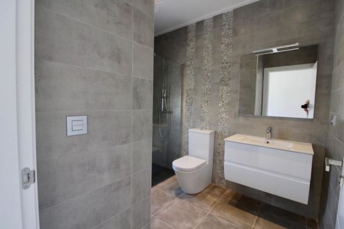 Image No.8-3 Bed Villa for sale