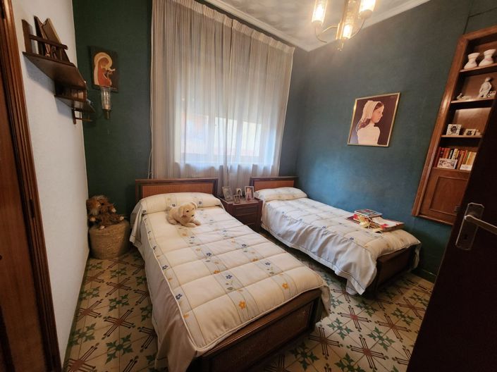 Image No.23-4 Bed Townhouse for sale