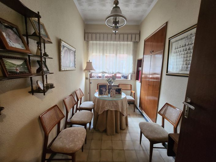 Image No.24-4 Bed Townhouse for sale