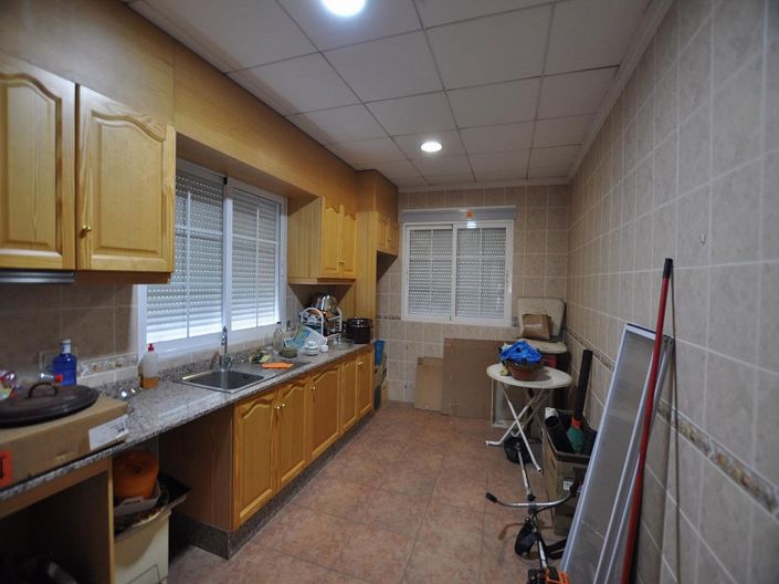 Image No.36-8 Bed Villa for sale