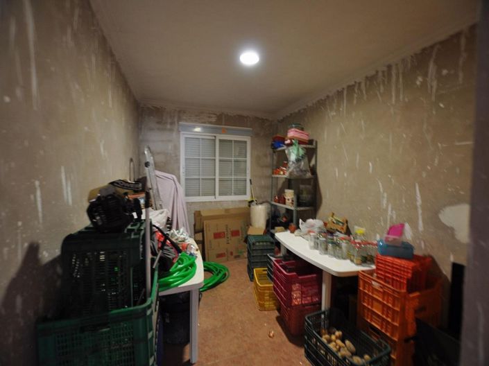 Image No.42-8 Bed Villa for sale