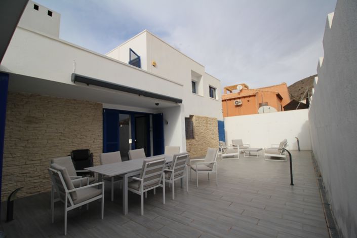 Image No.11-4 Bed Villa for sale